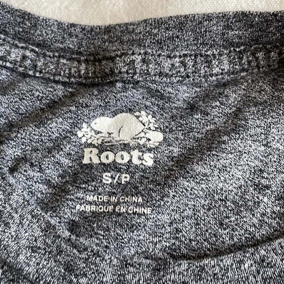 ROOTS Gray Space Dye Logo Graphic T-Shirt Size Small - Picture 3 of 8